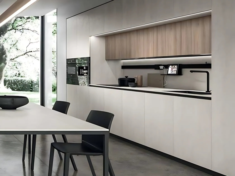 Cucine a ponte Visma Arredo: in equilibrio tra design e leggerezza